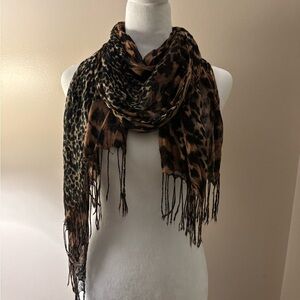Vintage Brown Leopard Print Fringe Scarf